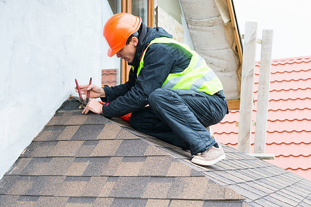 Best Roof Leak Repair  in Moodus, CT